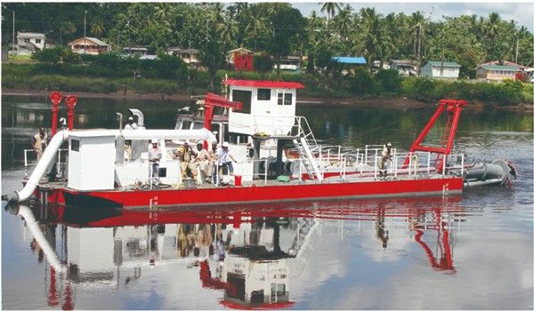 14寸绞吸式挖泥船